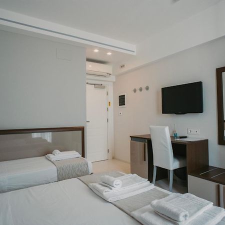 Hotel Baia Marina Cupra Marittima Kültér fotó
