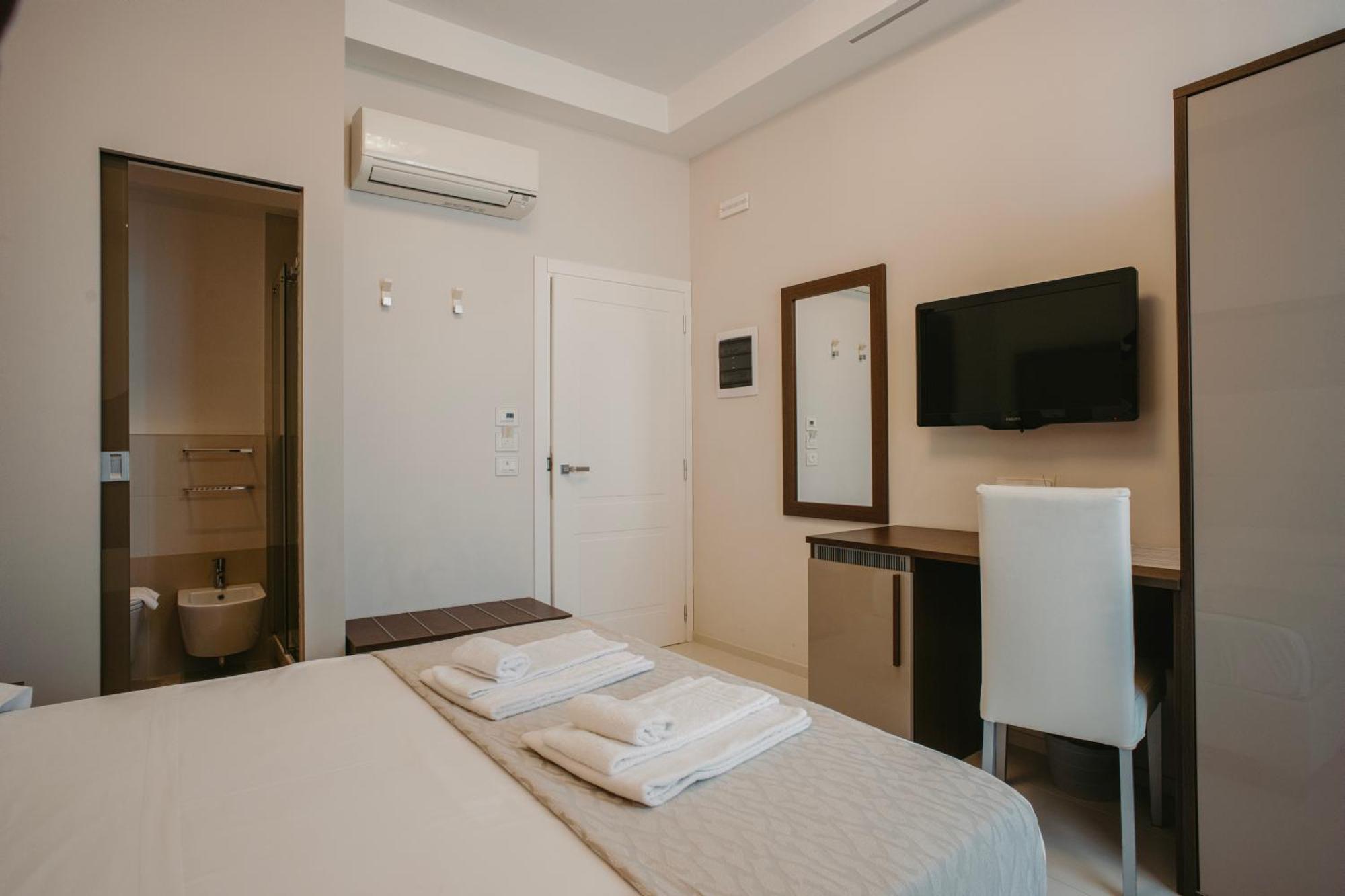 Hotel Baia Marina Cupra Marittima Kültér fotó