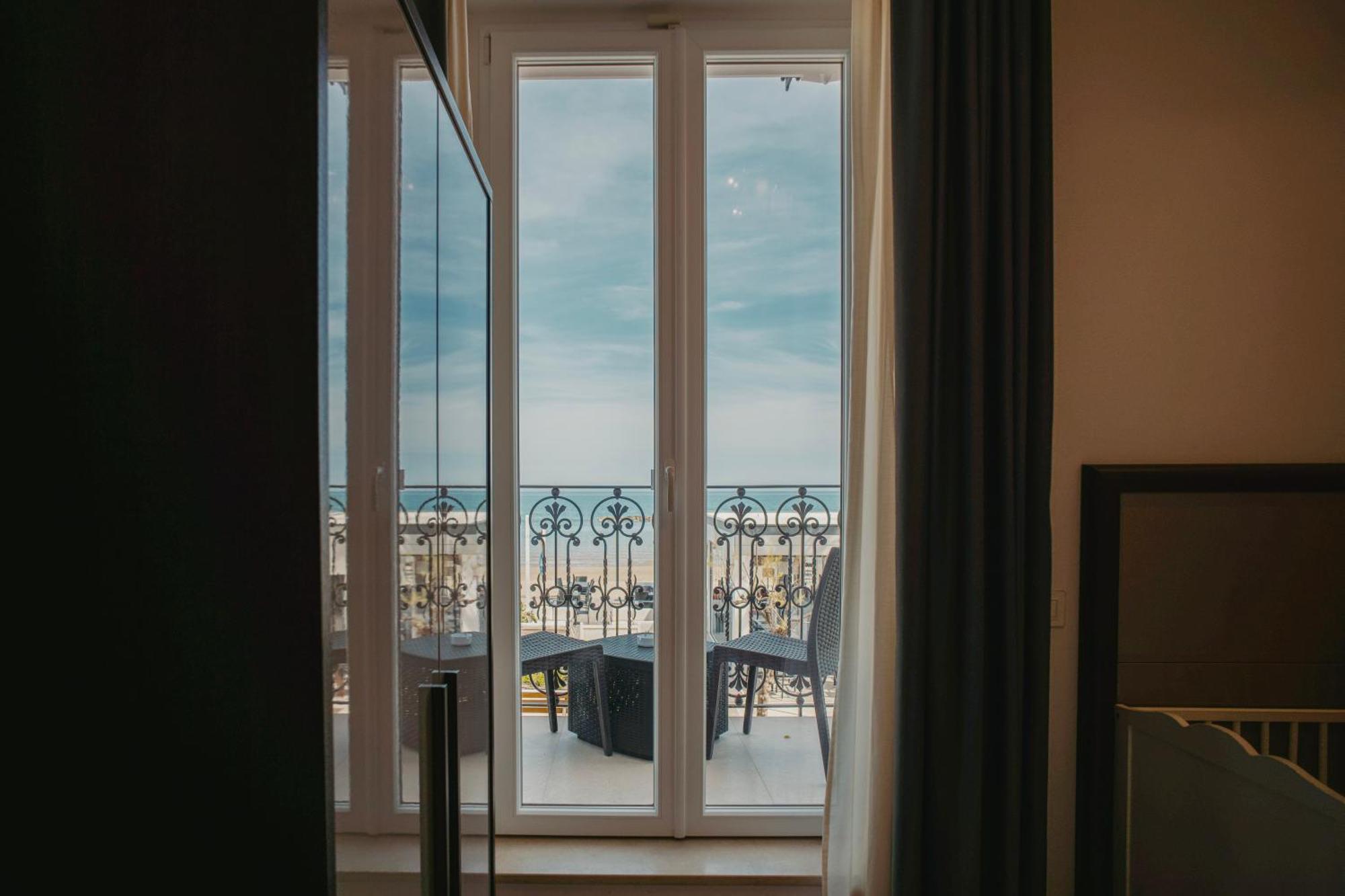Hotel Baia Marina Cupra Marittima Kültér fotó