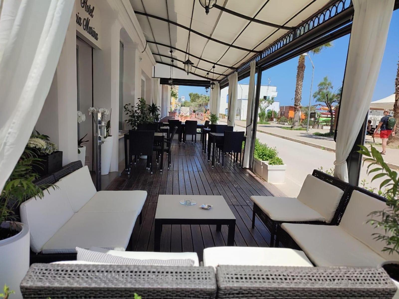 Hotel Baia Marina Cupra Marittima Kültér fotó