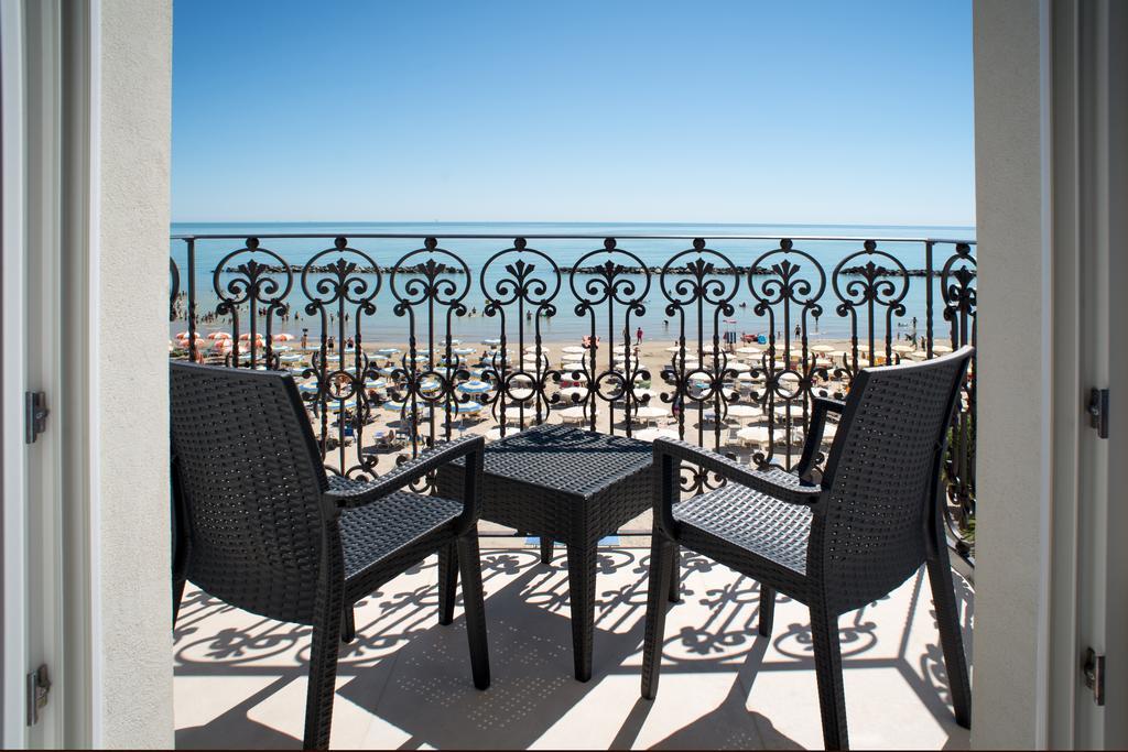 Hotel Baia Marina Cupra Marittima Kültér fotó