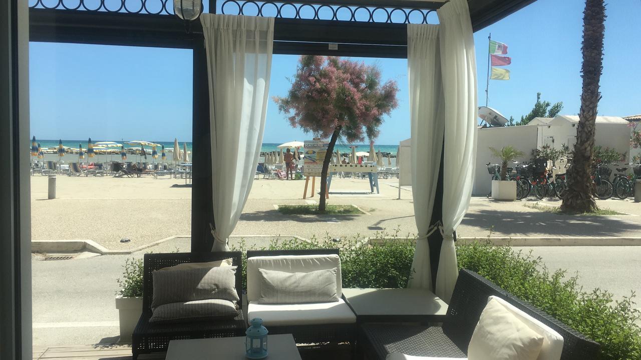 Hotel Baia Marina Cupra Marittima Kültér fotó