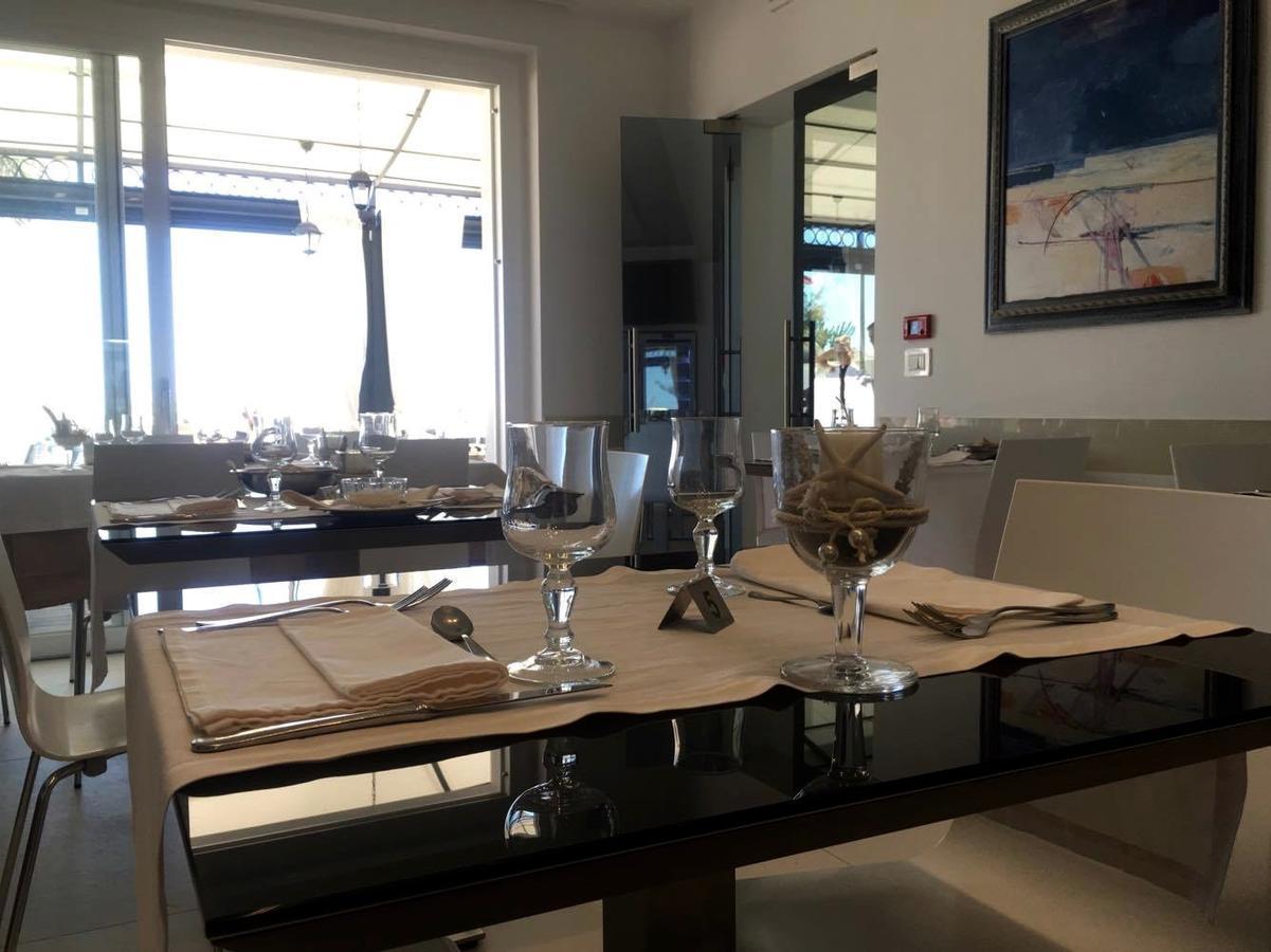 Hotel Baia Marina Cupra Marittima Kültér fotó